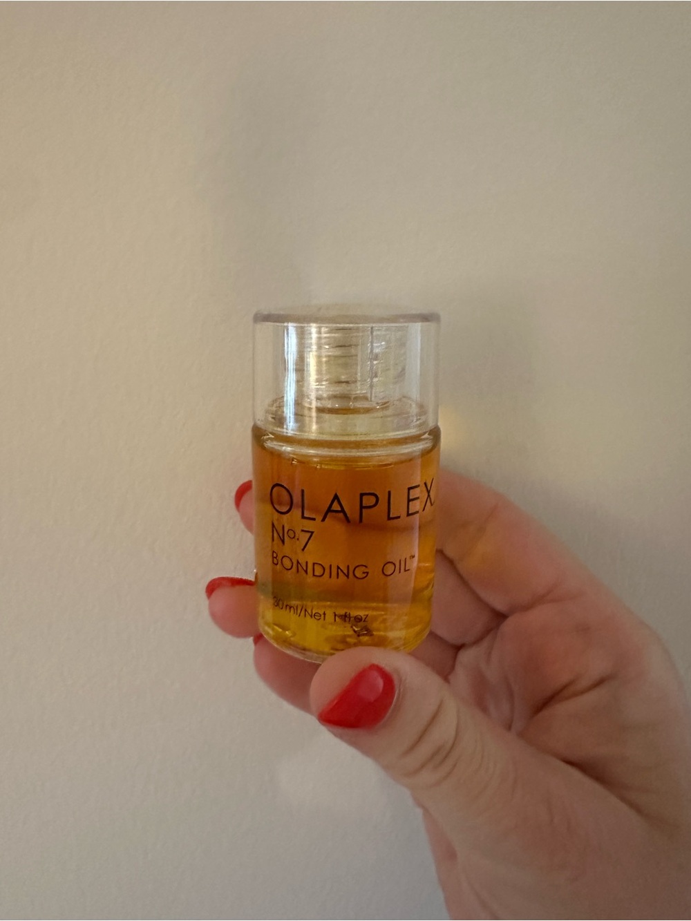 OLAPLEX No.7 Bonding Oil - Golden Amber Bottle
